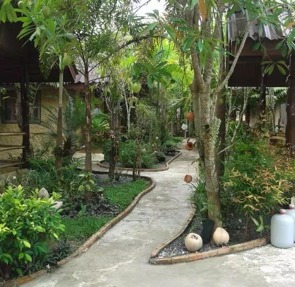פנסיון Baan Bamboo Resort