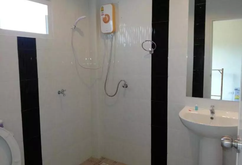 פנסיון Baan Bamboo Resort