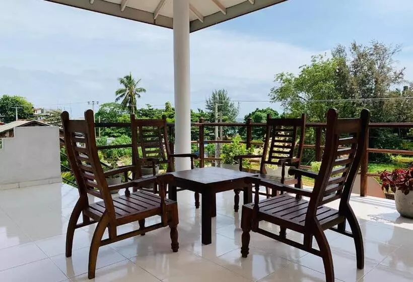 ペンション Sam's Guest House