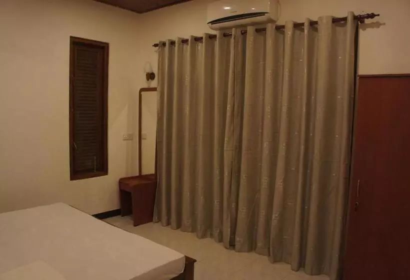 ペンション Sam's Guest House