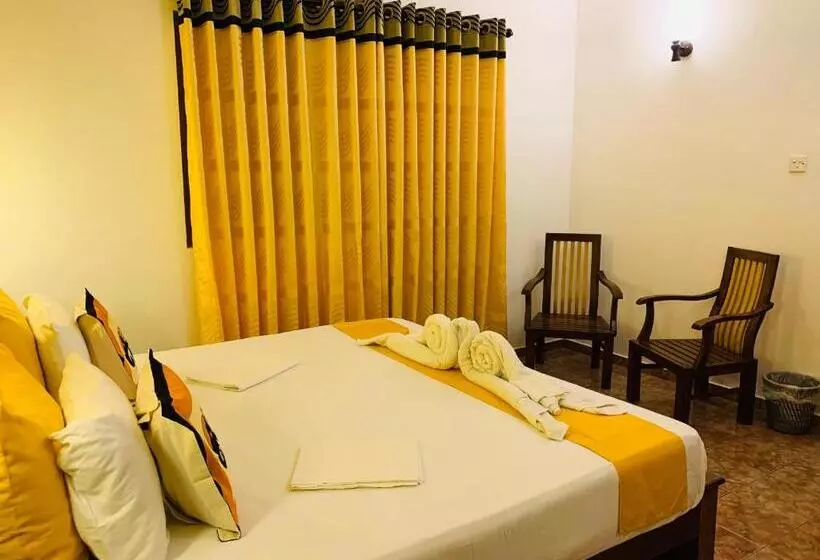 ペンション Sam's Guest House