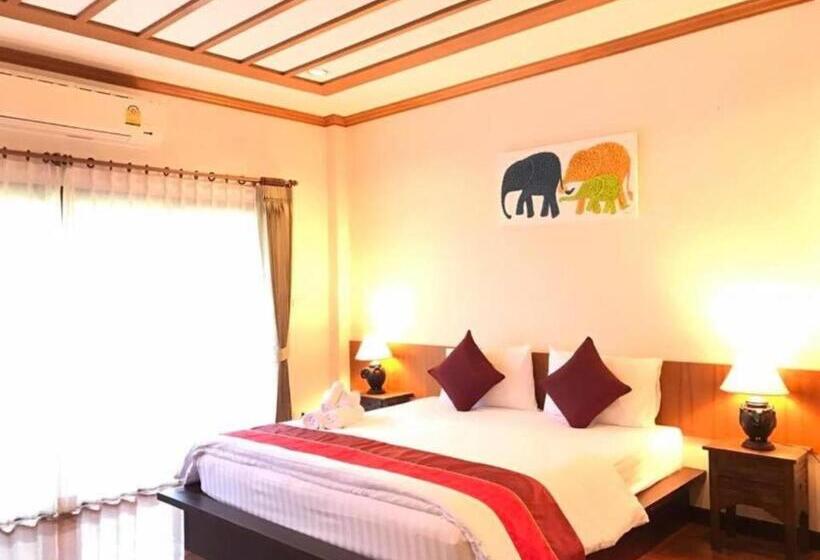 אתר נופש Papai Country Lodge Sha