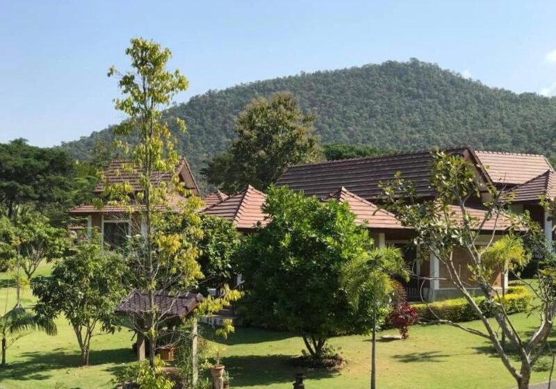 אתר נופש Papai Country Lodge Sha