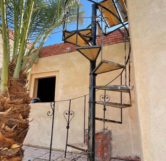 تختخواب و صبحانه Domed Bedouin Chalet