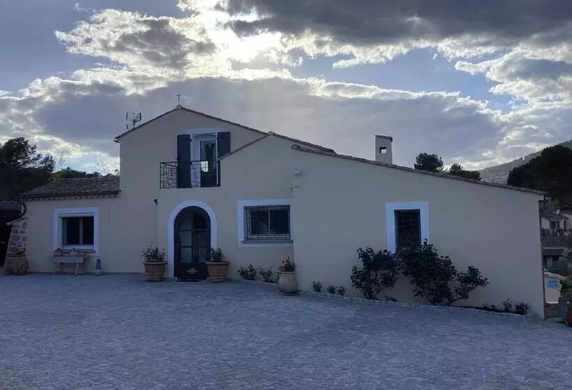 Aamiaismajoitus (B&B) Mas Madilauric 2 Bnb