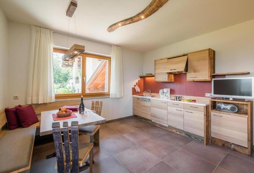 هتل Dissertorihof