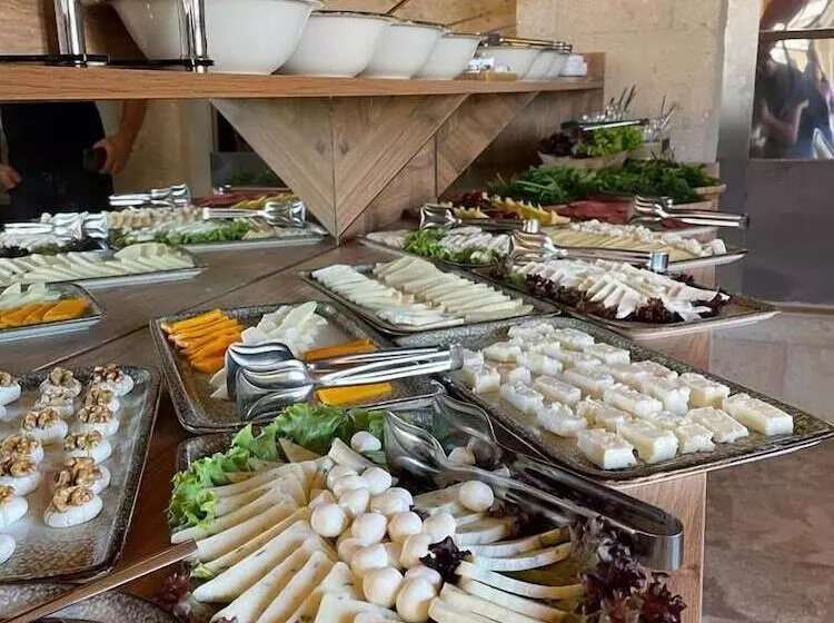 ホテル Doctor S Cave Cappadocia