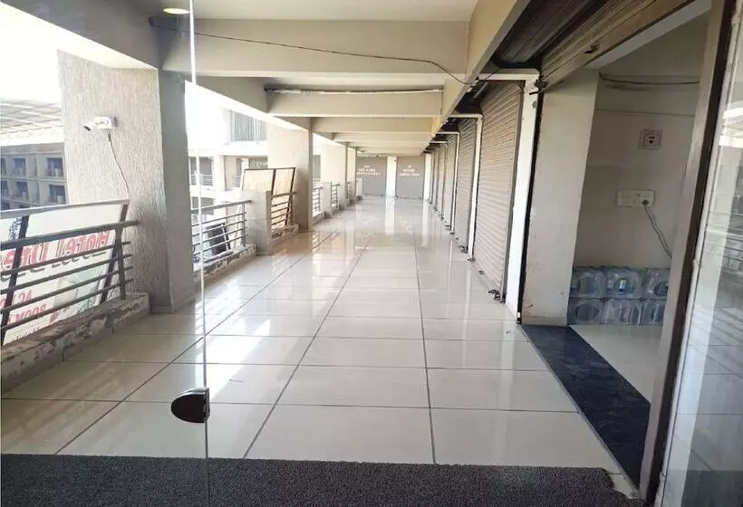 ホテル Dream Stay Ahmedabad