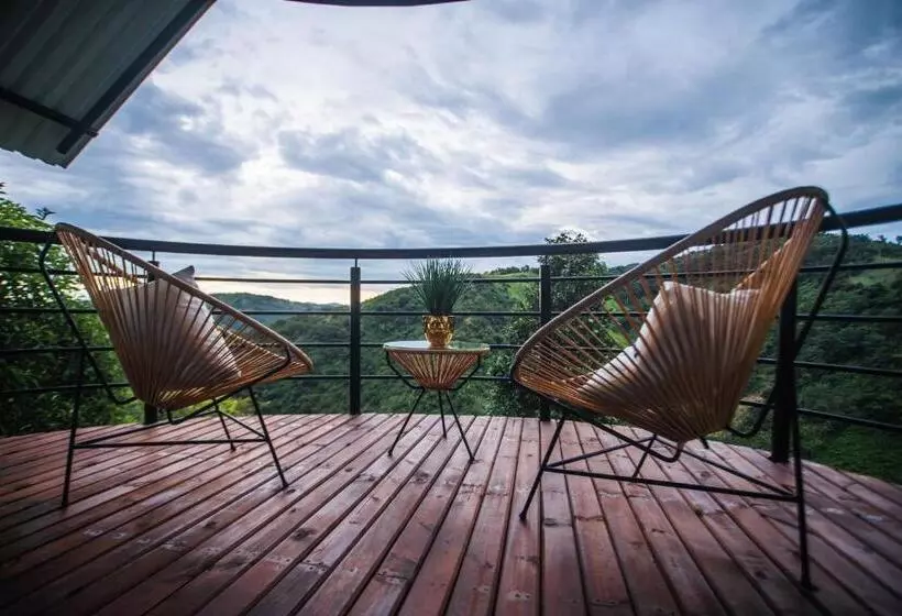 ホテル Valhalla Nimaima Glamping