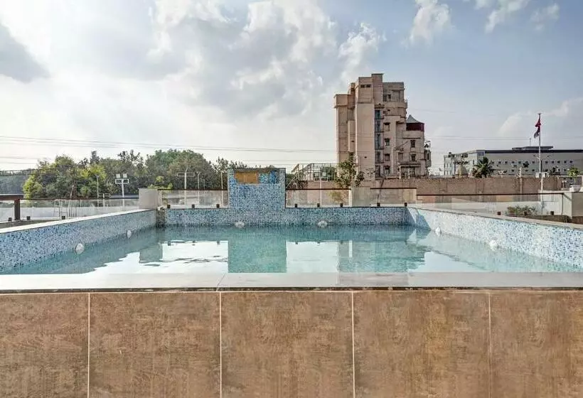 Palette Hotel Saket Greens