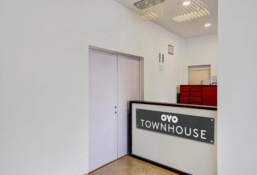 Palette   Hotel Saket Greens