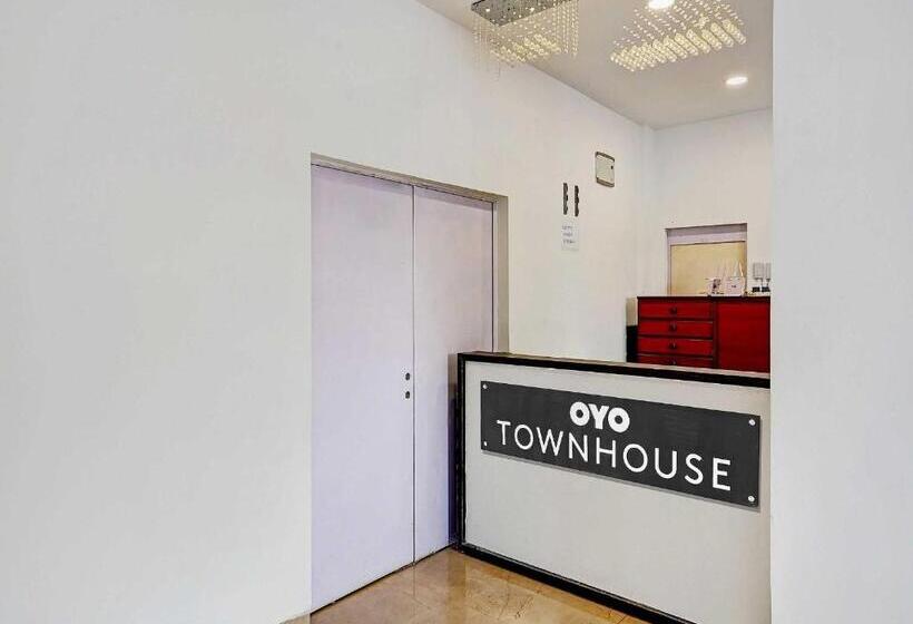 Palette   Hotel Saket Greens