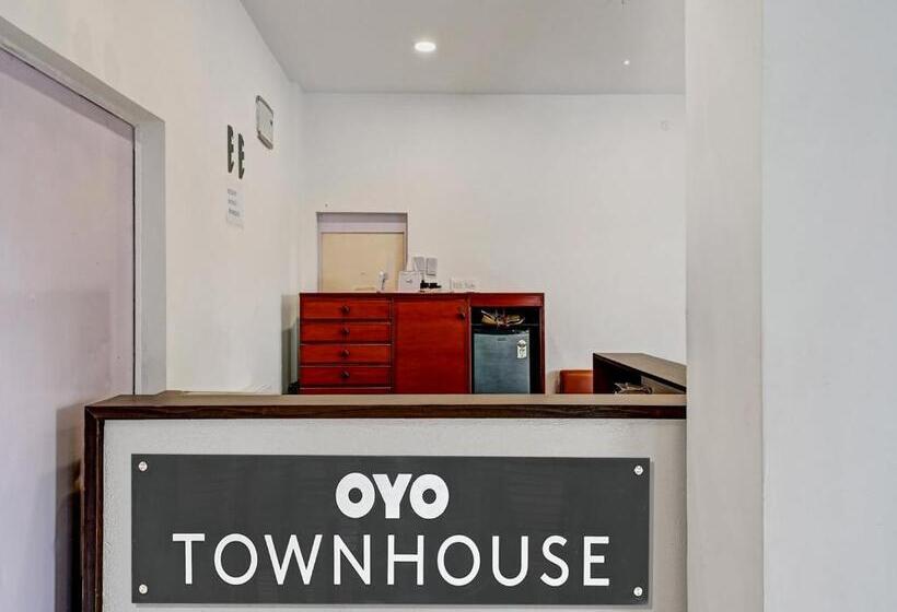 Palette   Hotel Saket Greens