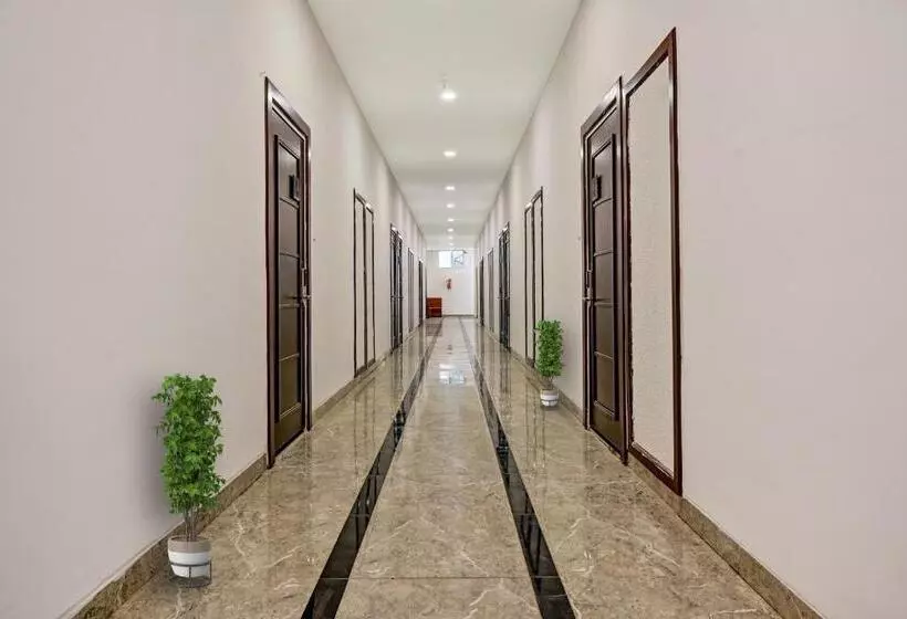 Palette Hotel Saket Greens
