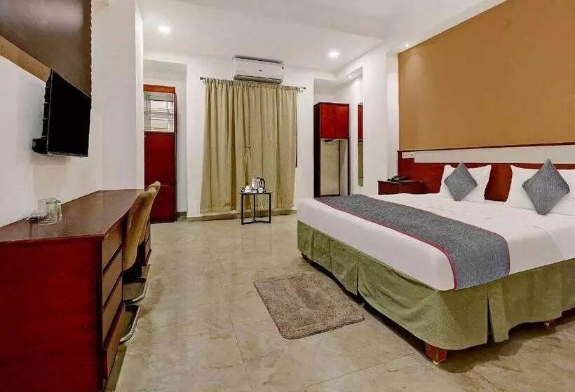 Palette Hotel Saket Greens