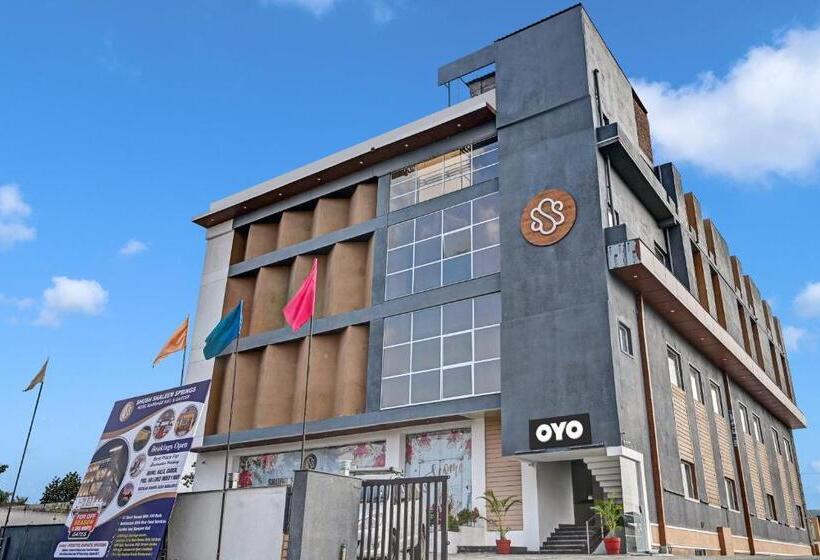 Palette   Hotel Saket Greens