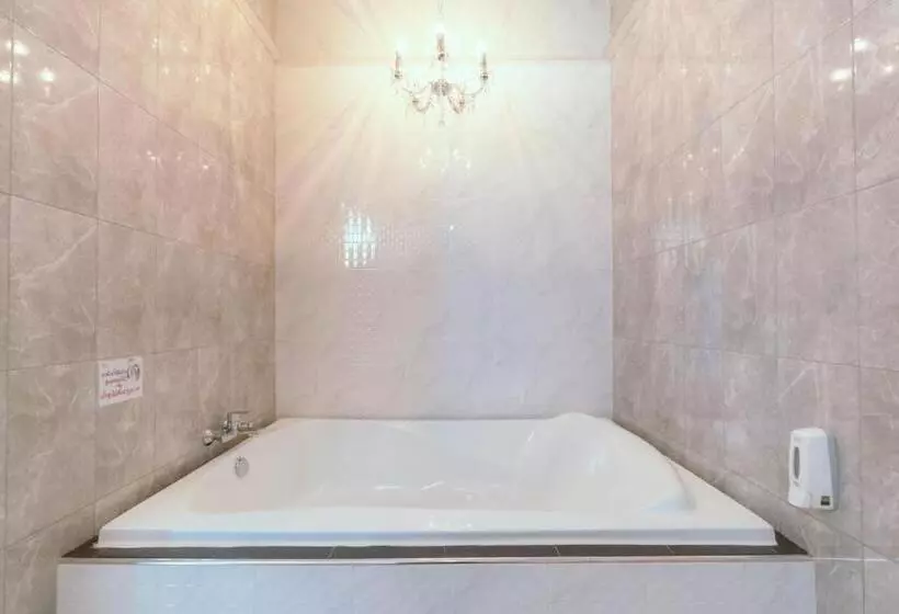 Hotelli โรงแรมในฝัน