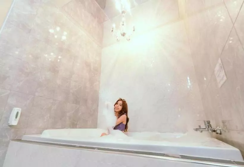 Hotelli โรงแรมในฝัน