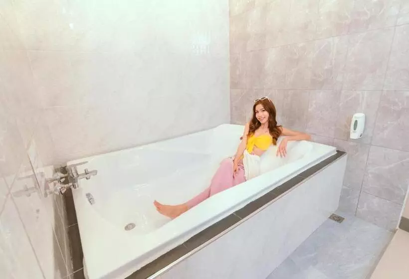 Hotelli โรงแรมในฝัน