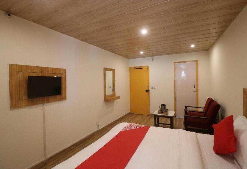 Hotell Oyo Flagship 81132  Beas Regency