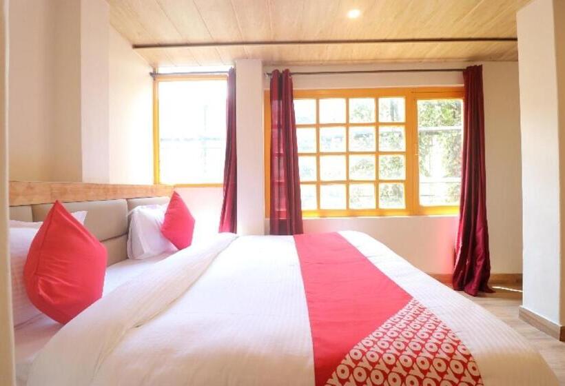 Hotell Oyo Flagship 81132  Beas Regency