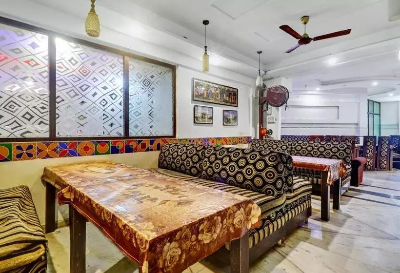 هتل Townhouse Asa Agra