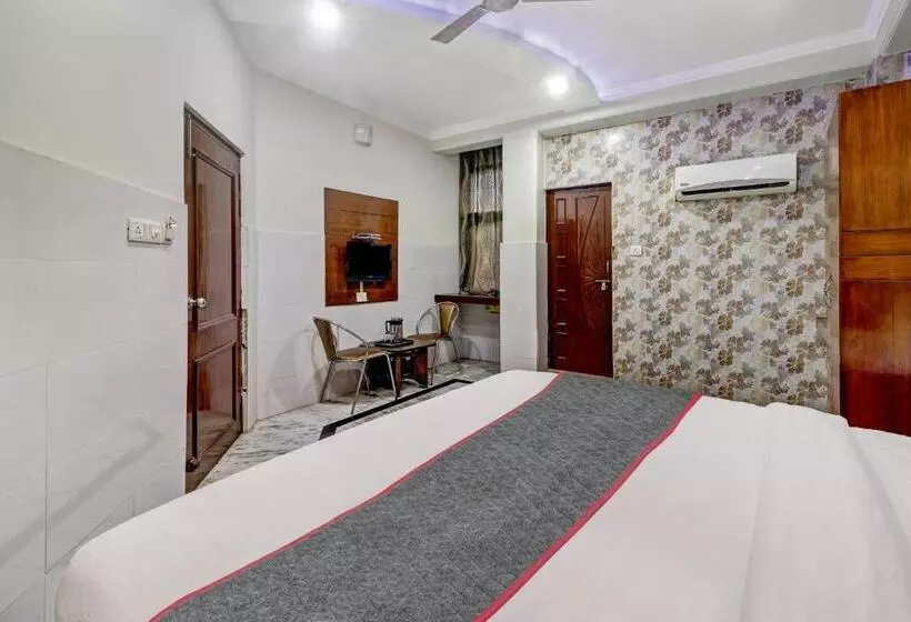 هتل Townhouse Asa Agra
