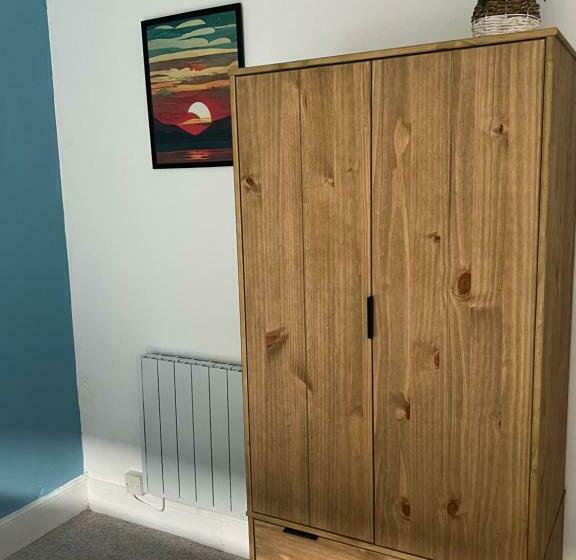 膳宿费 The Shell House