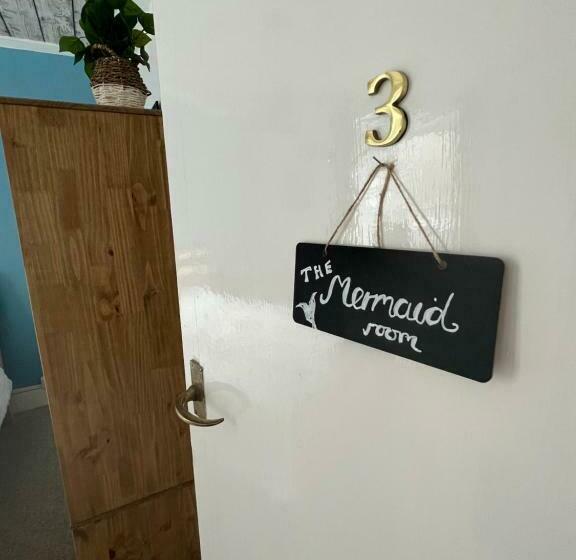 膳宿费 The Shell House