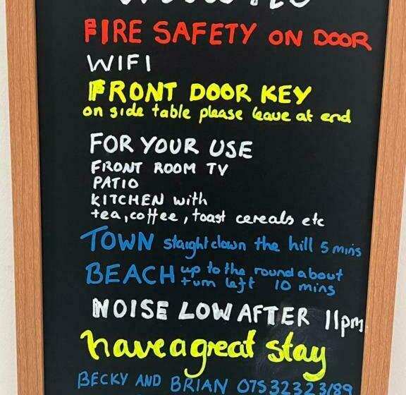 膳宿费 The Shell House