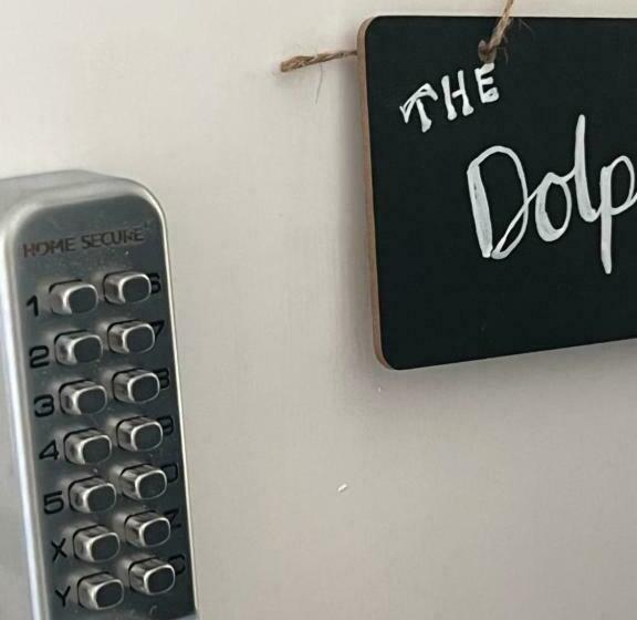 膳宿费 The Shell House