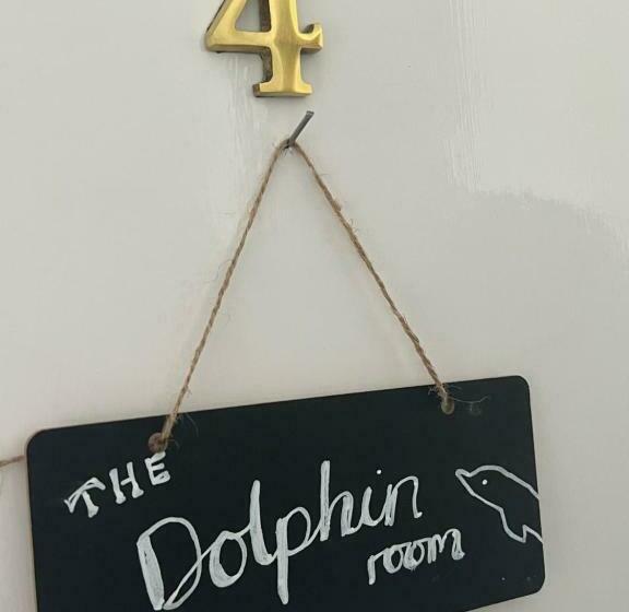 膳宿费 The Shell House