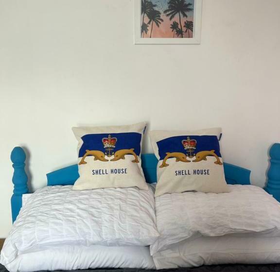 膳宿费 The Shell House