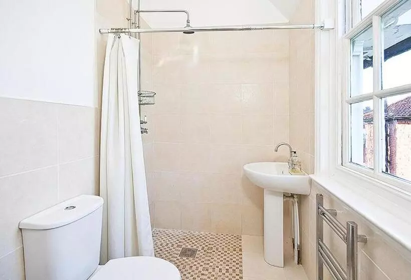 Majatalo The Vicarage Tooting, Sw17