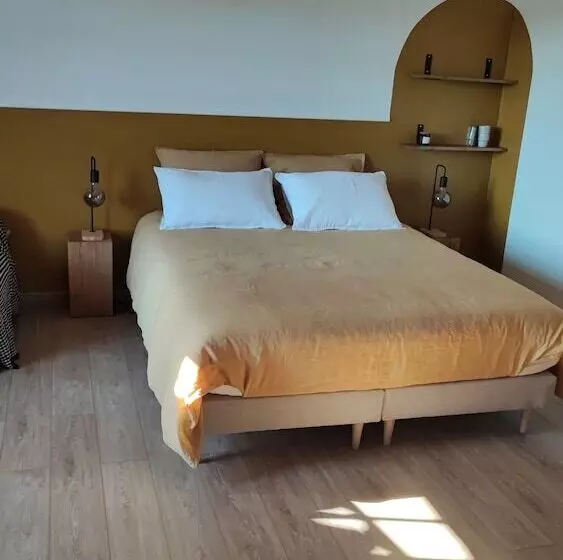 Aamiaismajoitus (B&B) Le Mas Mélusine