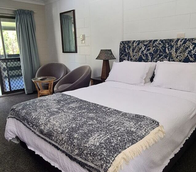 酒店 Bramston Beach Resort