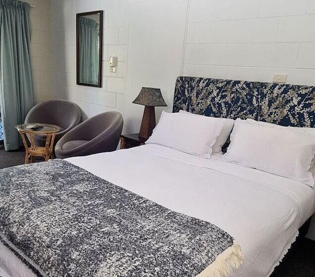 酒店 Bramston Beach Resort