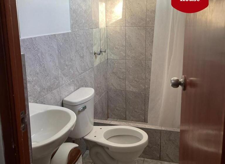 Hotel Peruvians House