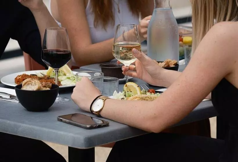 ホテル The Originals City, Relais D Estillac, Agen Sud