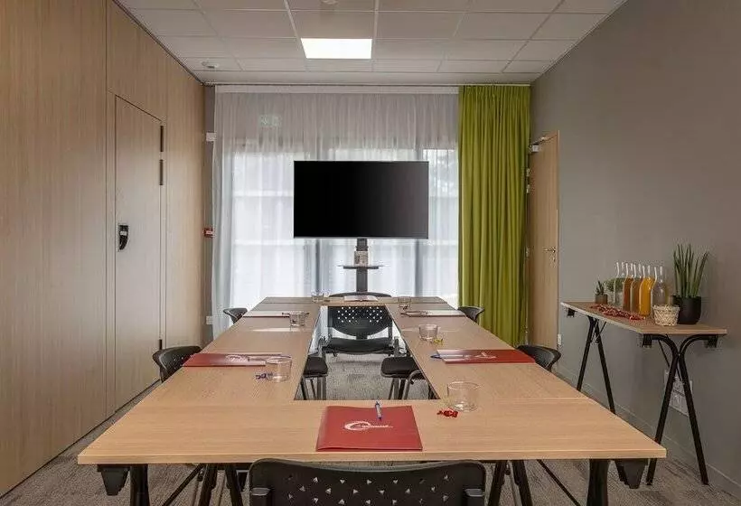 ホテル The Originals City, Relais D Estillac, Agen Sud