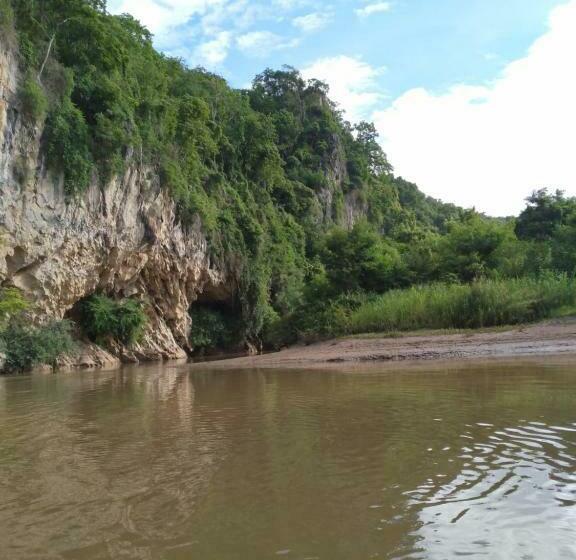 Пансион Bamboo Villa