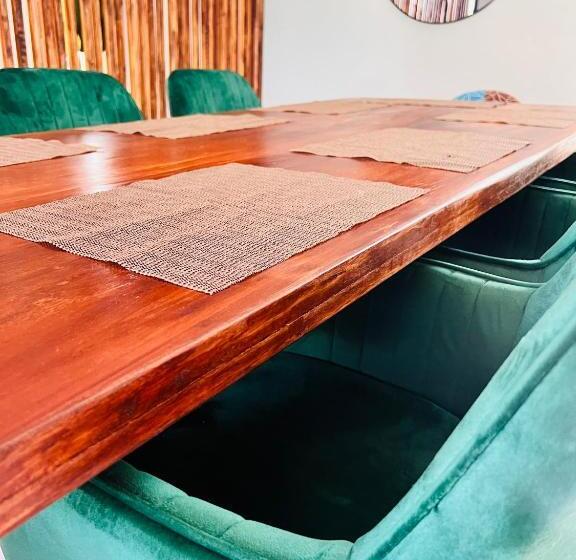 پانسیون Signature Boutique Guesthouse