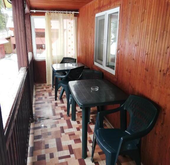 Pensiune Cristina Lacu Rosu