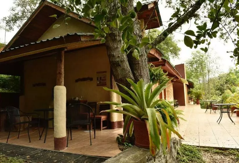 Retkeilymaja Cabañas Sierra Gorda