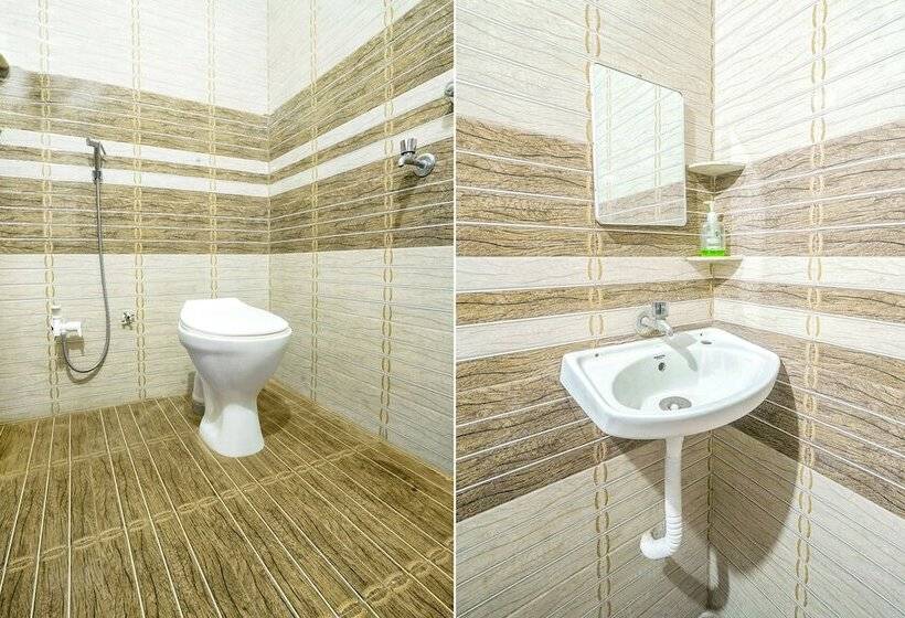 Fabhotel Comfort Room