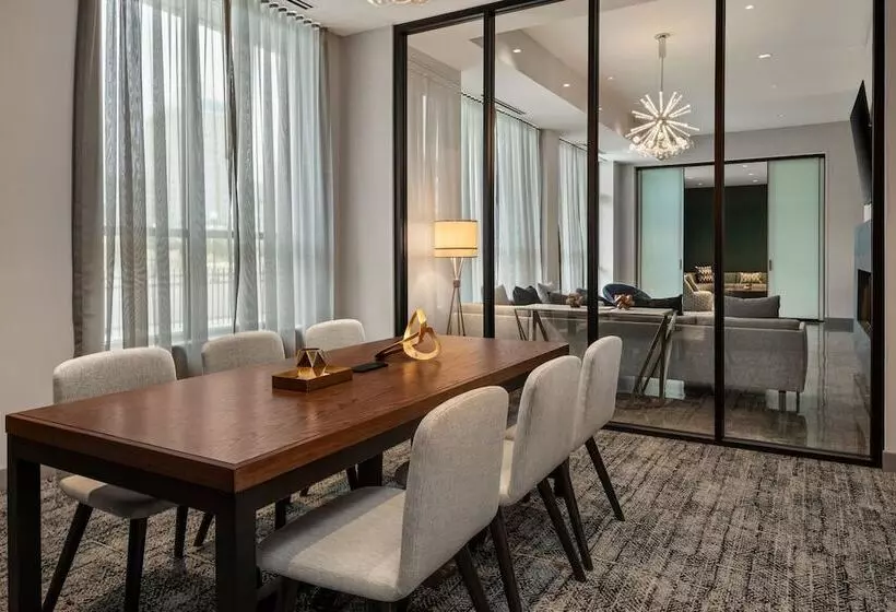 Hotelli Courtyard By Marriott St Paul Downtown