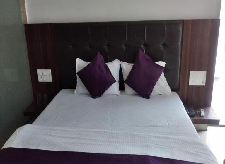 בית מלון כפרי Wayfare Ksc Resort