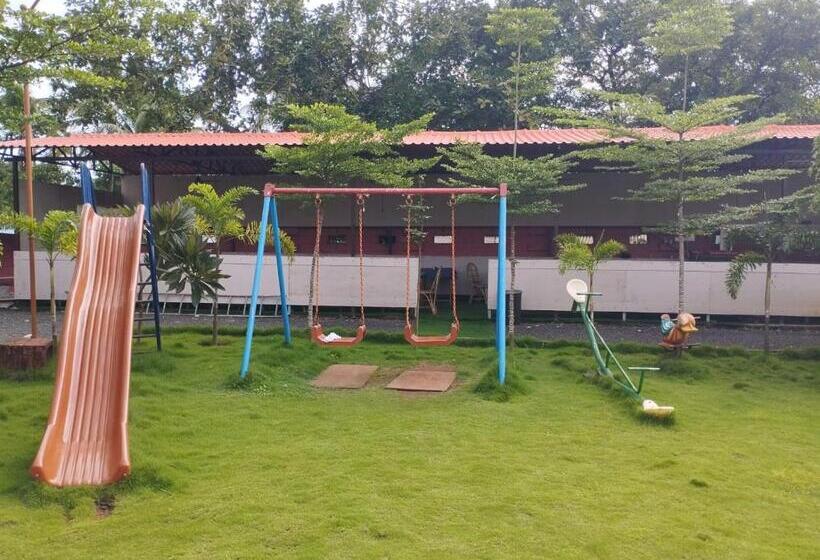 בית מלון כפרי Wayfare Ksc Resort