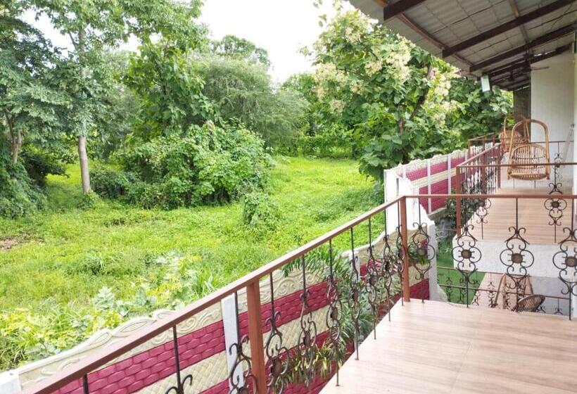 בית מלון כפרי Wayfare Ksc Resort