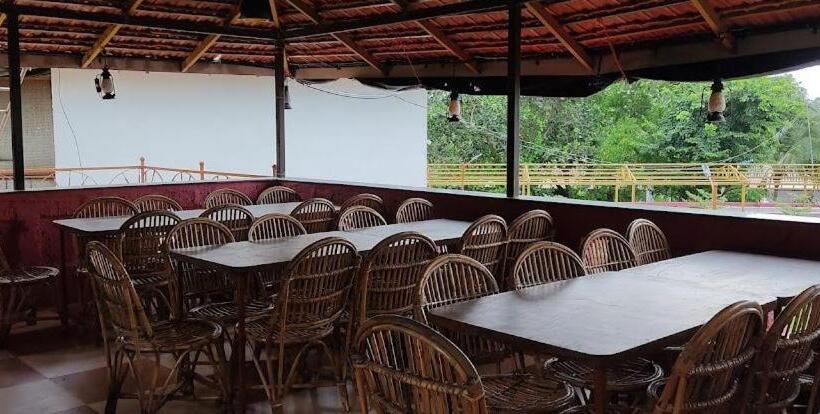 בית מלון כפרי Wayfare Ksc Resort